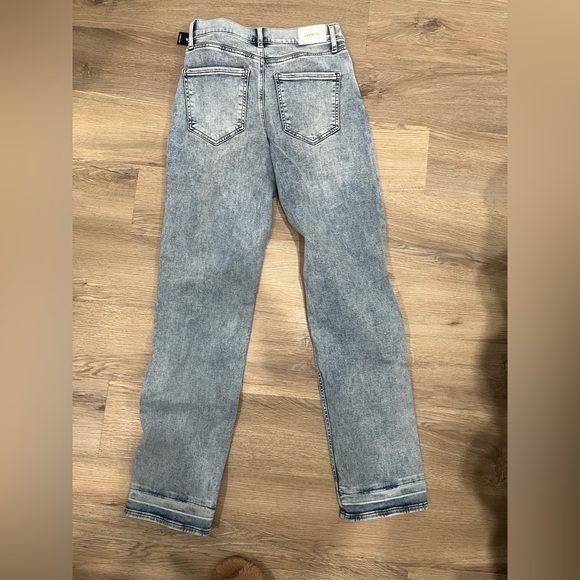 Express jeans new with tags size 6 - Picture 2 of 3